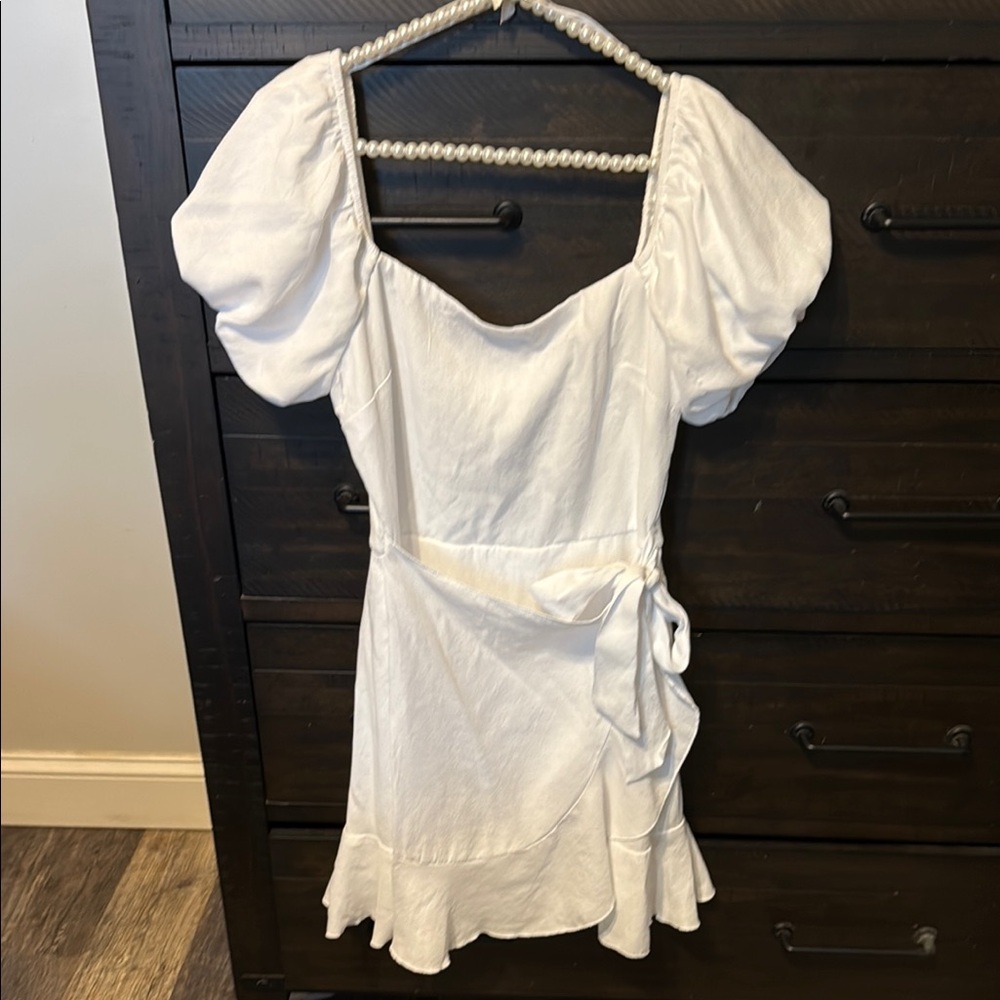 Trixxi White Puff Sleeve Dress
